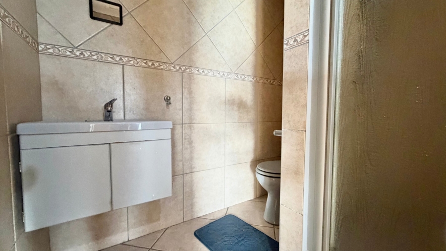 1 Bedroom Property for Sale in Mountainside Western Cape